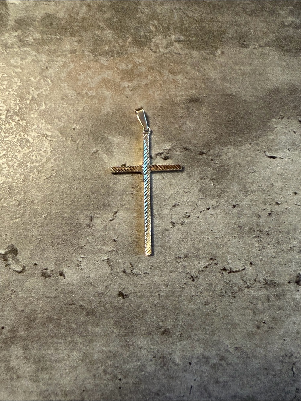 Sterling Silver Cross Pendant Necklace - Classic Ribbed Design